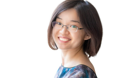 Porträtbild von Professorin Lei Li. Sie trägt ein buntes Oberteil.