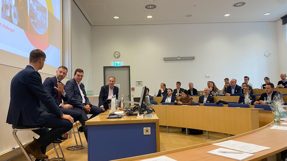 Podiumsdiskussion im Hörsaal