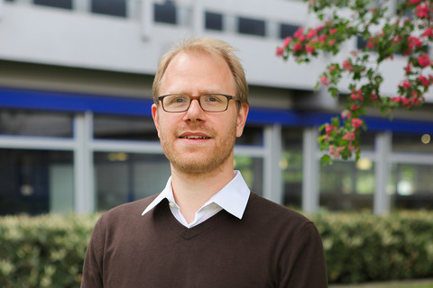 Prof. Dr. Jochen Gebauer
