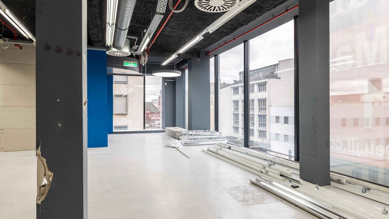 Innenaufnahme der Baustelle des T1 Fitnessstudios