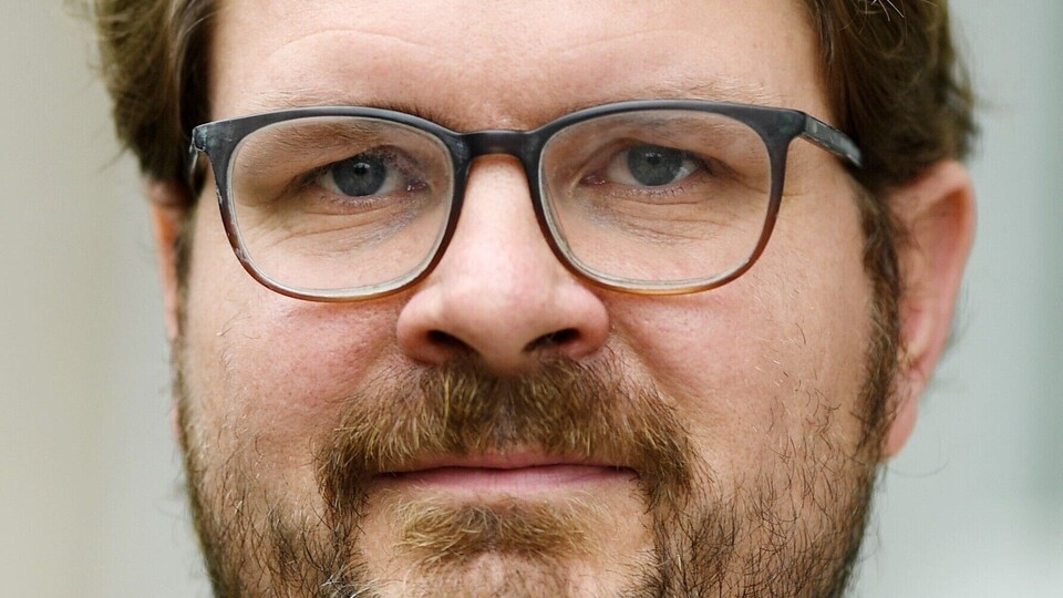 Prof. Dr. med. Philipp Kellmeyer Portrait von Philipp Kellmeyer.