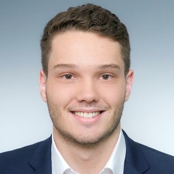 uni mannheim távú dátumait)