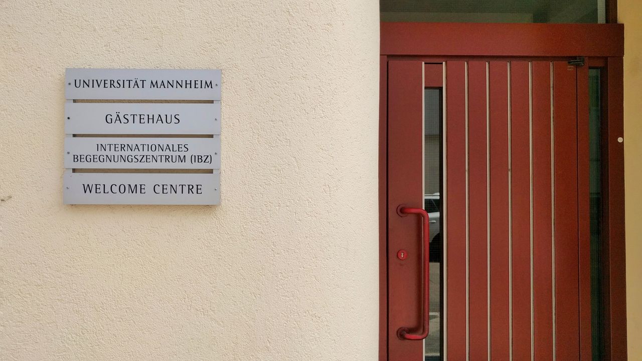 Guesthouse And International Meeting Center Ibz University Of