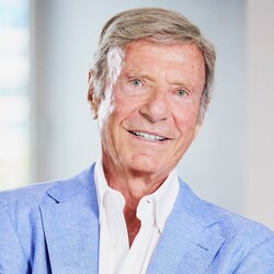 Porträtbild von Dr. Hans-Peter Wild