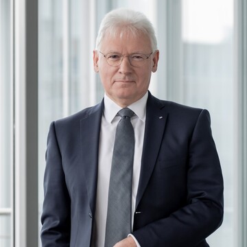 Dr. Wolfgang Thomasberger