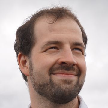 Dr. Lars Leszczensky