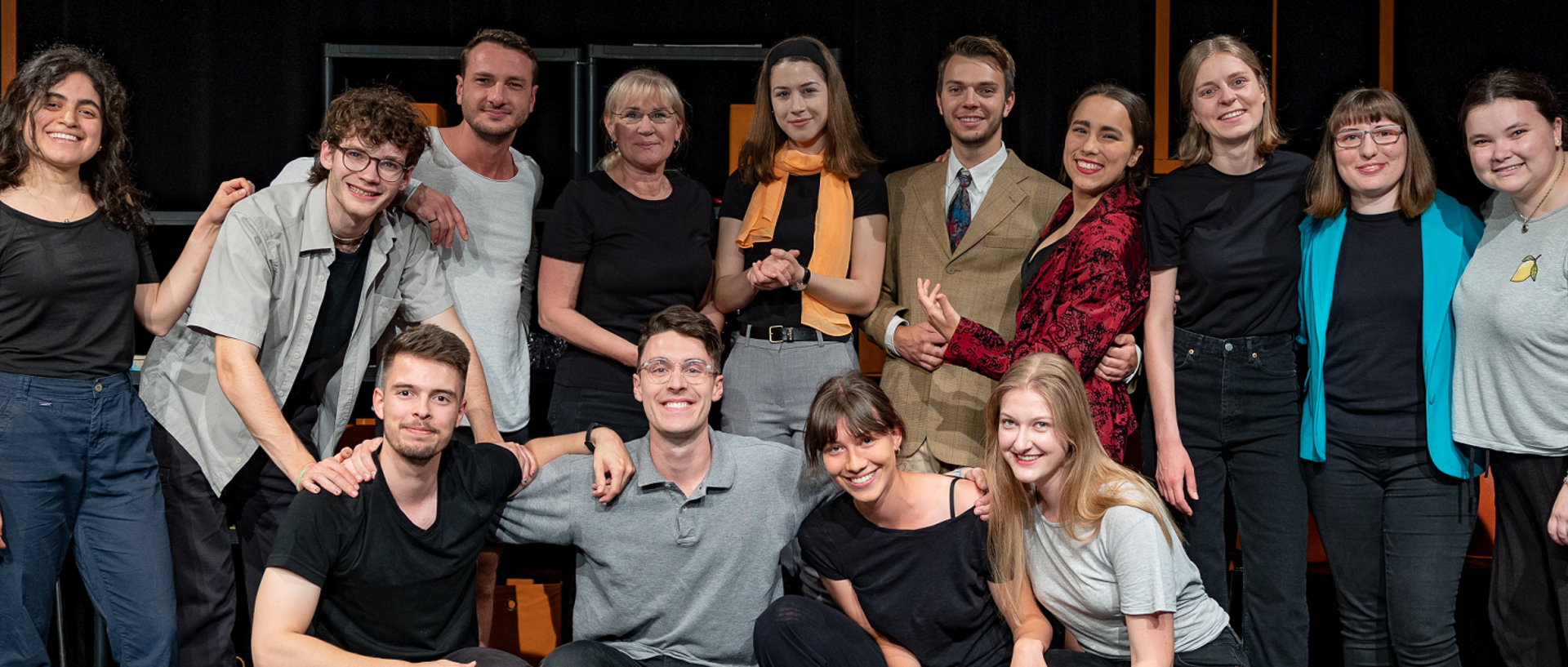 Eine Theatergruppe.