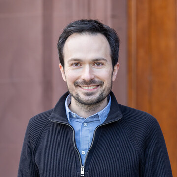 Dr. Renat Shigapov