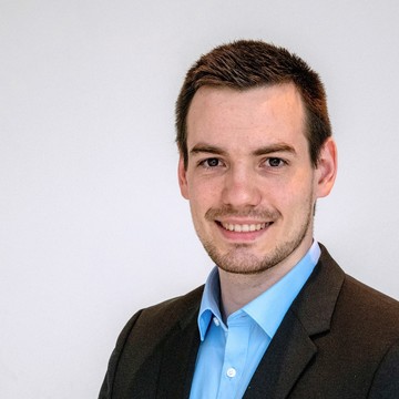 Dr. Stefan Weck