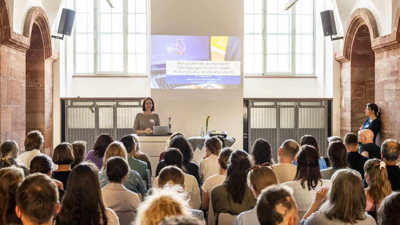 Aufnahme in den Katakomben am Tag der Lehre 2026