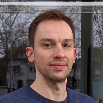 Dr. Ralph Peeters