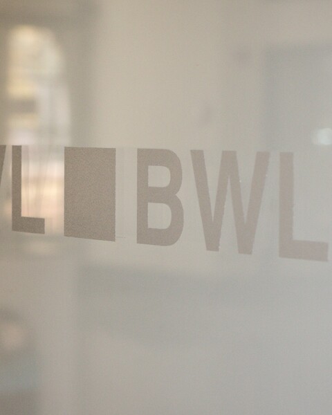 BWL Eingang Glastür