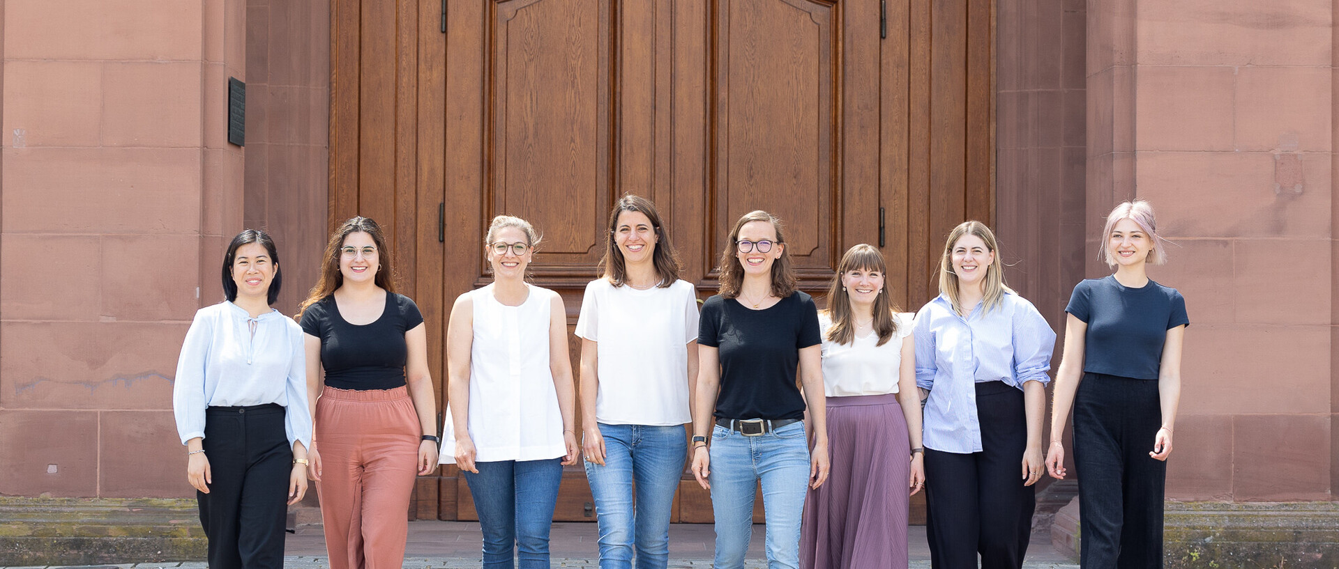 Das achtköpfige Team der Koordinationsstelle für Studieninformationen  