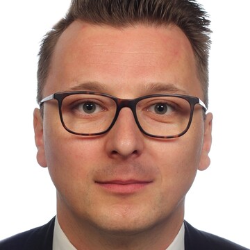 Dr. Niclas R&uuml;ffer