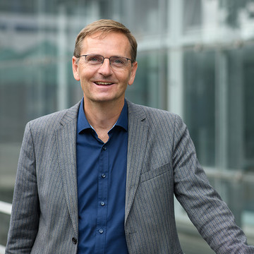 Prof. Dr. Oliver Dickhäuser