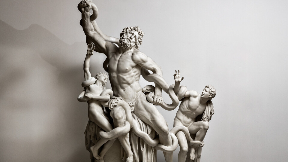 Die Laokoon-Gruppe, bedeutendste Darstellung des Todeskampfs Laokoons und seiner Söhne in der bildenden Kunst, im Mannheimer Antikensaal.
