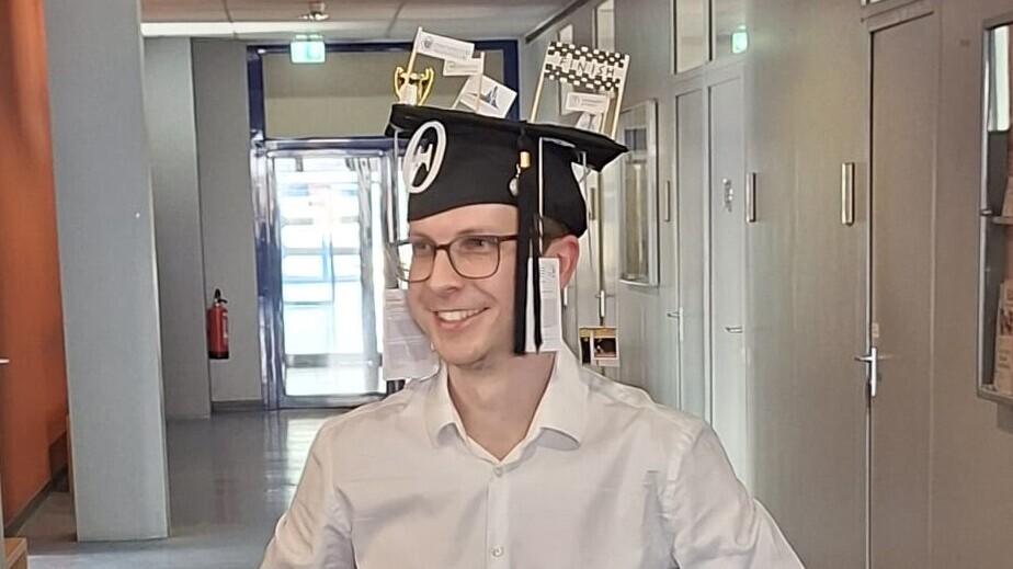 Timo Seitz right after the defense of his thesis.