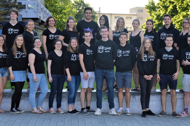 Viele Studierende der Fachschaft Soziologie und Politikwissenschaft