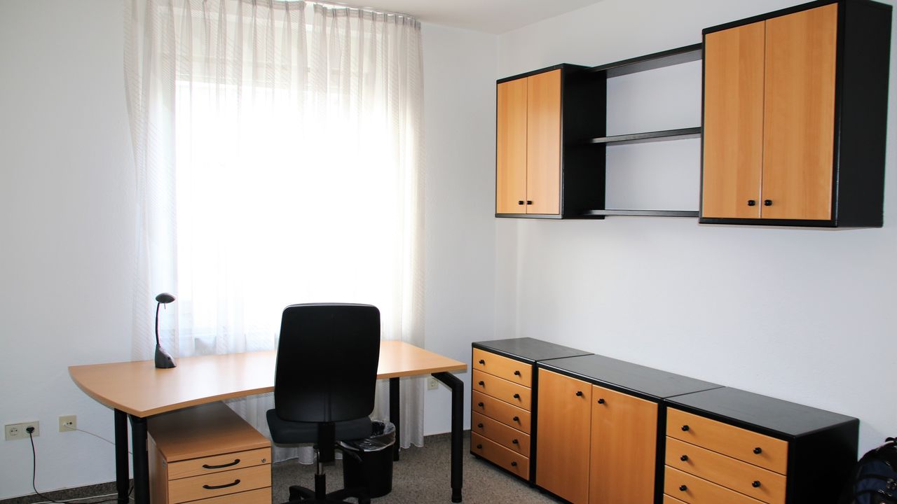 Guesthouse And International Meeting Center Ibz University Of