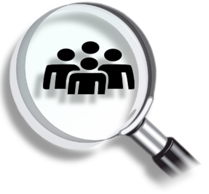 Eine Lupe zeigt vier Menschen in Clipart