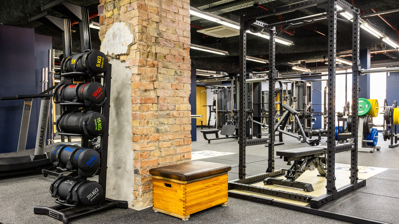 Trainingsfläche im T1 Fitnessstudio