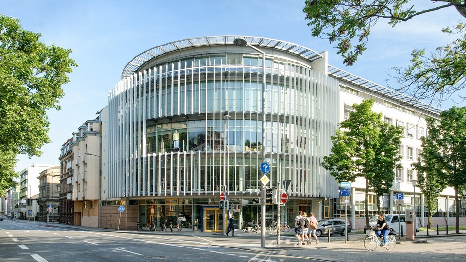 Bild vom VWL-Gebäude