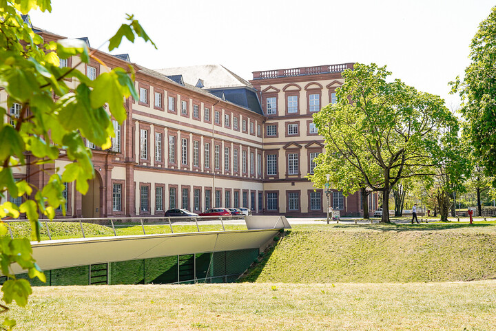 Schloss von außen