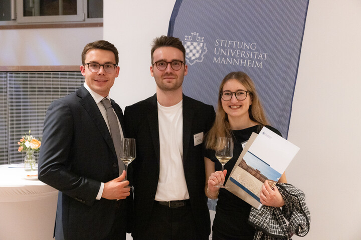 Glücklische Stipendiaten der Stiftung