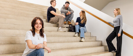Lerngruppe in der A3-Bibliothek