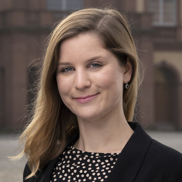 Dr. Lea Oberländer