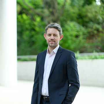 Prof. Dr. Sebastian Rausch