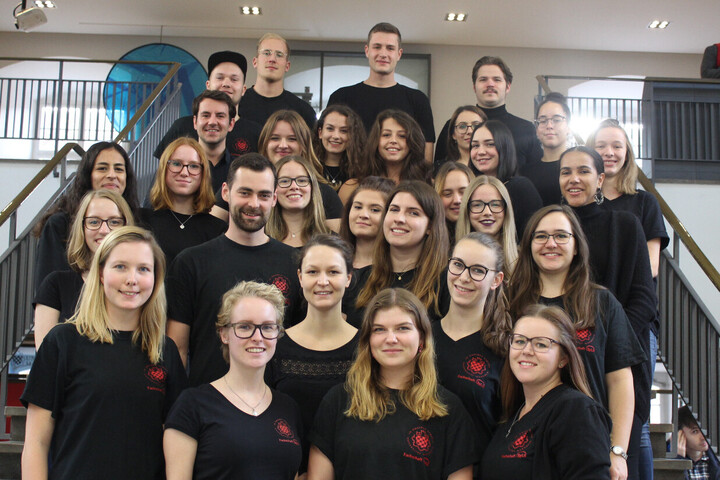 Viele Studierende der Fachschaft Sprach- und Literaturwissenschaft