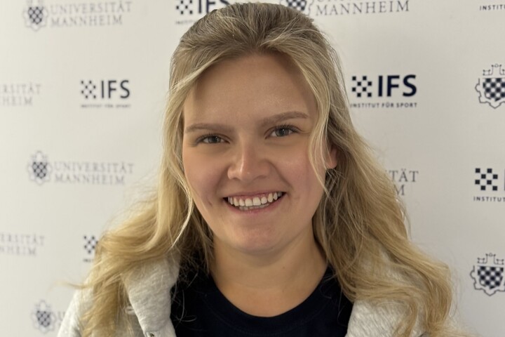 Portrait von Nicole Lehn