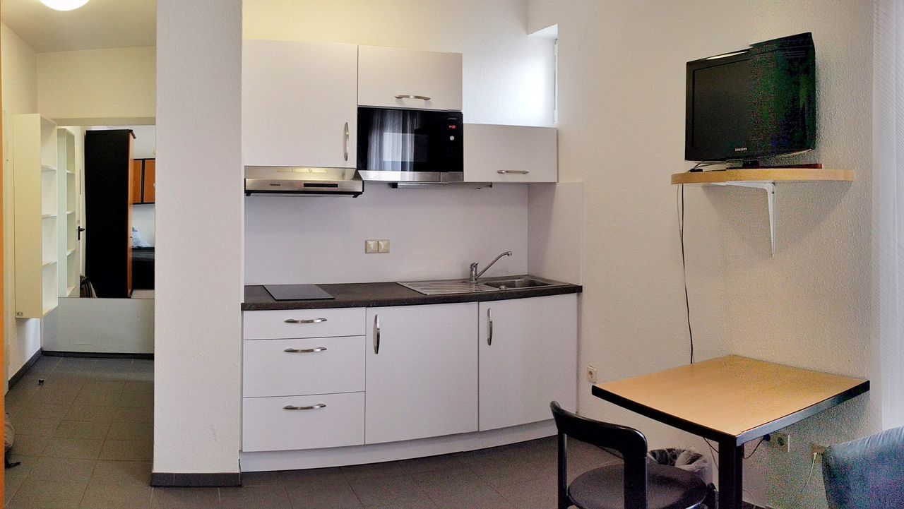 Guesthouse And International Meeting Center Ibz University Of