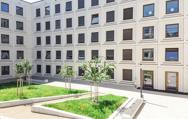 B6-Innenhof