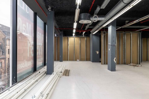 Innenaufnahme der Baustelle des T1 Fitnessstudios