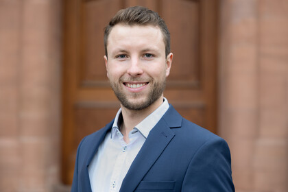 Philip Holler, Doktorand am MISES